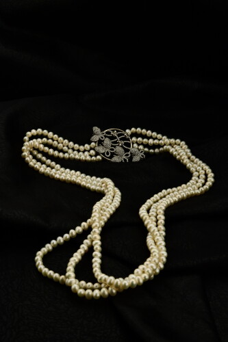 Ahsen 925K Gümüş Kelebekli Broşlu 3 Sıralı Doğal Beyaz inci Kolye AH-9924 - Ahsen