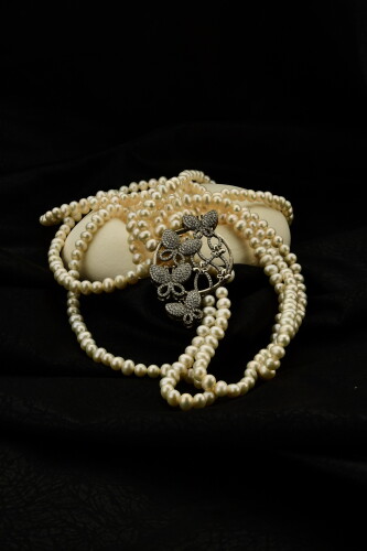 Ahsen 925K Gümüş Kelebekli Broşlu 3 Sıralı Doğal Beyaz inci Kolye AH-9924 - Ahsen (1)